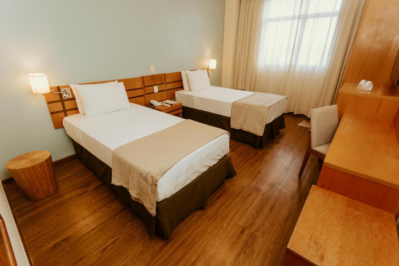 Vitoria Praia Hotel Bagian luar foto
