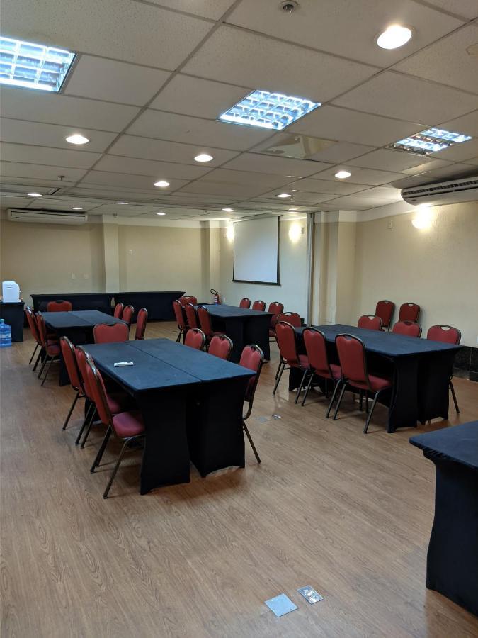 Vitoria Praia Hotel Bagian luar foto