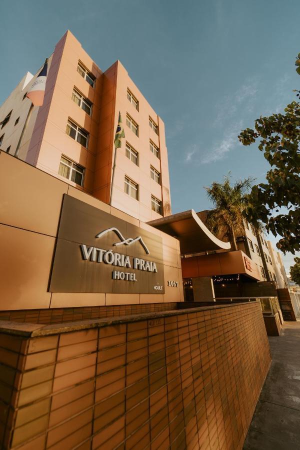 Vitoria Praia Hotel Bagian luar foto
